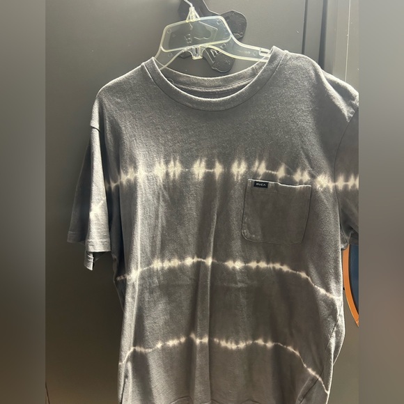 RVCA pocket T-shirt - Picture 1 of 2